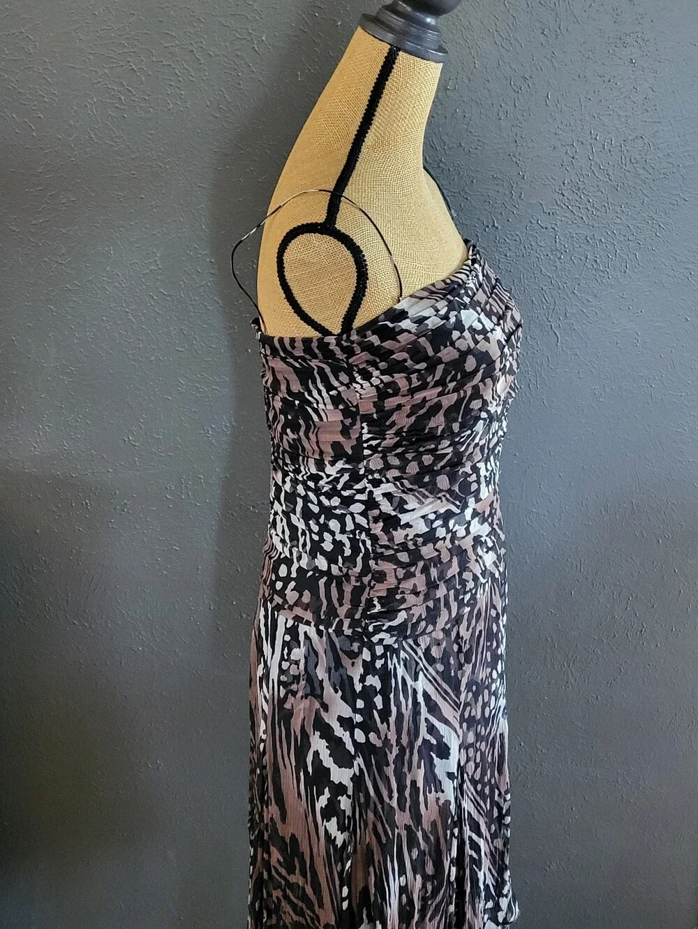Tadashi Shoji 90s Size 10 Silk Chiffon Animal Print Strapless Dress Size 10 - Picture 2 of 9